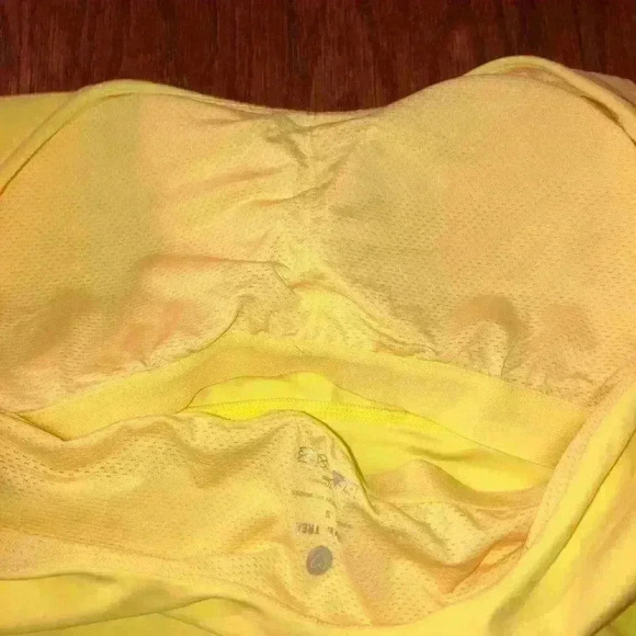 LOVE TREE cropped tank NWOT banana yellow size Small SO CUTE - Picture 5 of 5